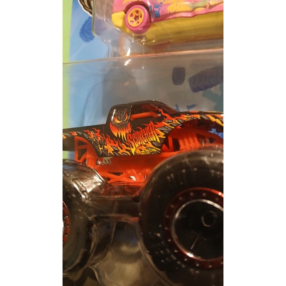 Hot Wheels Scorcher and Blind-sided - Picture 2 of 4